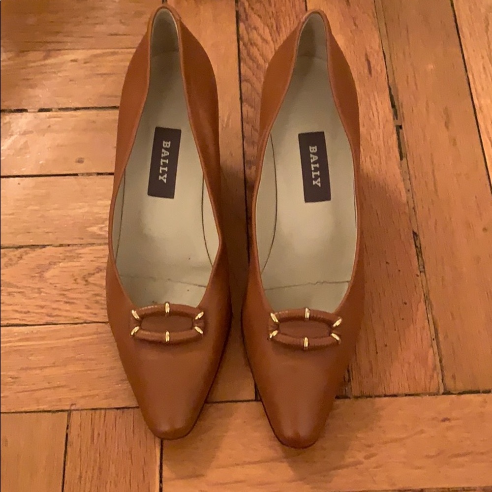 Bally fern tan heels